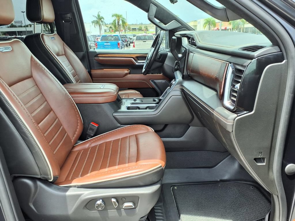 Used 2024 GMC Sierra 2500 Denali Ultimate AWD/4WD image 13