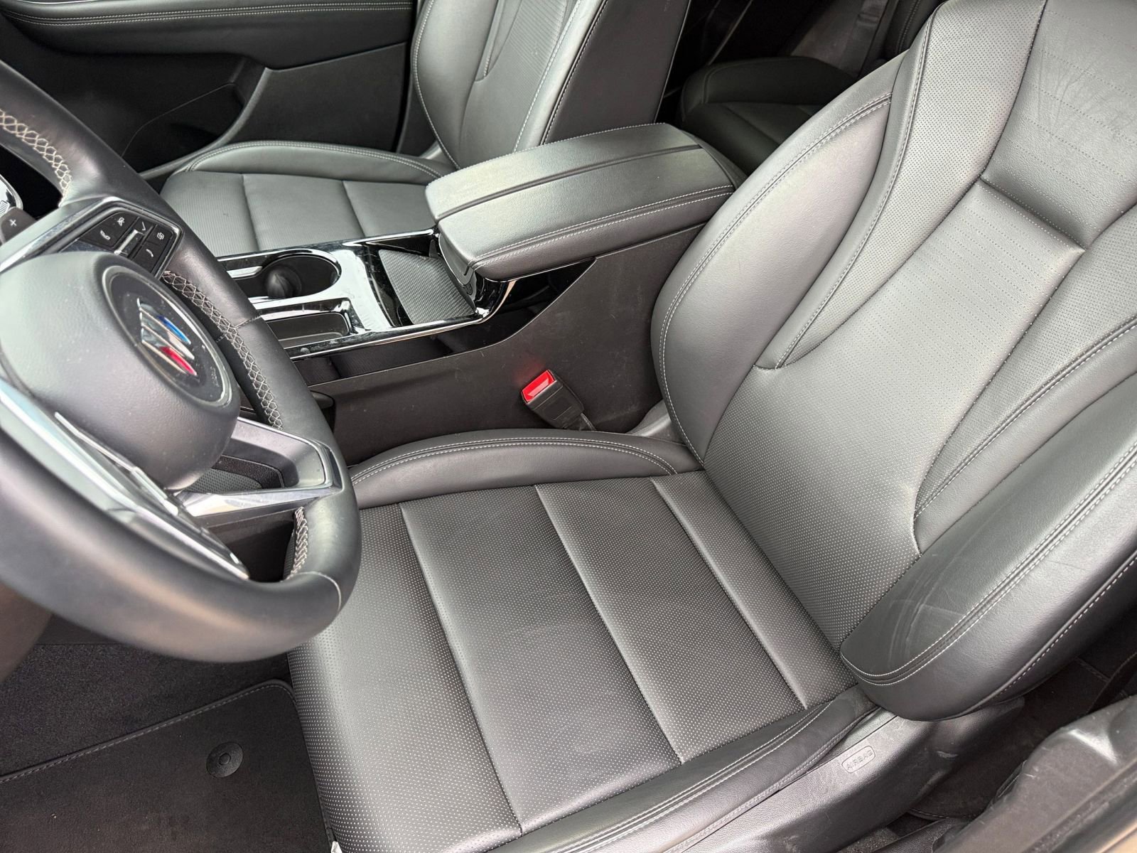 Used 2024 Buick Envision Preferred AWD/4WD image 37