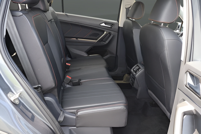 Certified 2024 Volkswagen Tiguan Wolfsburg Edition FWD image 20