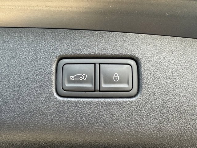 Used 2024 Genesis GV70 2.5T w/ Select Package image 23