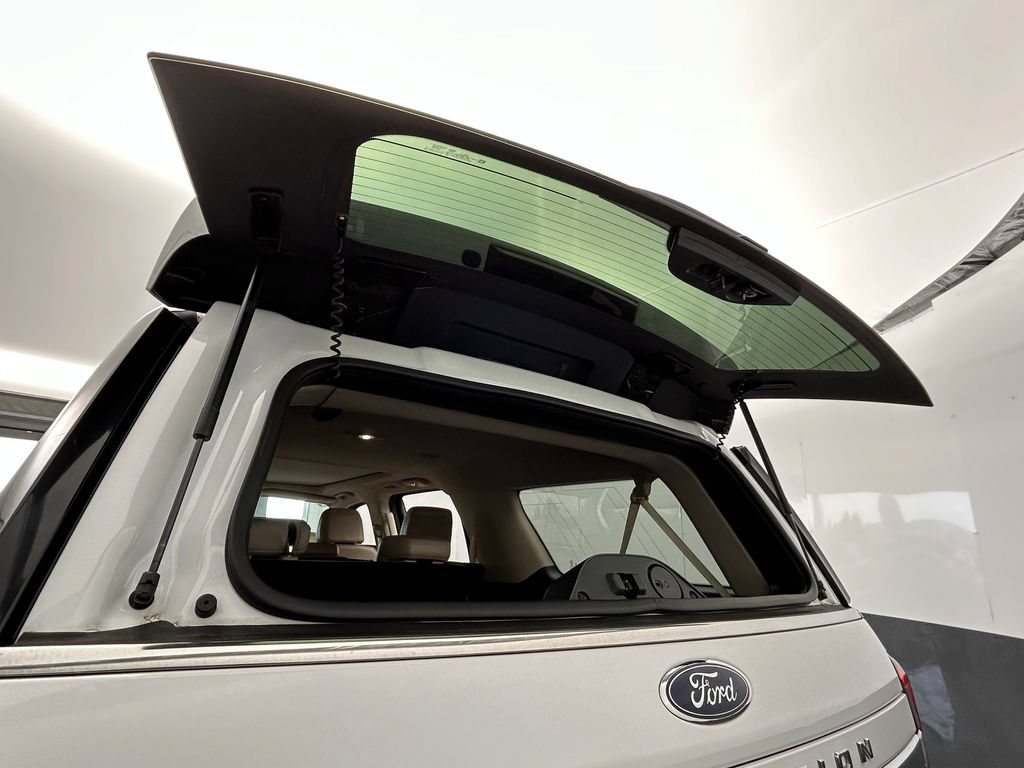 Used 2024 Ford Expedition Max Limited RWD image 23