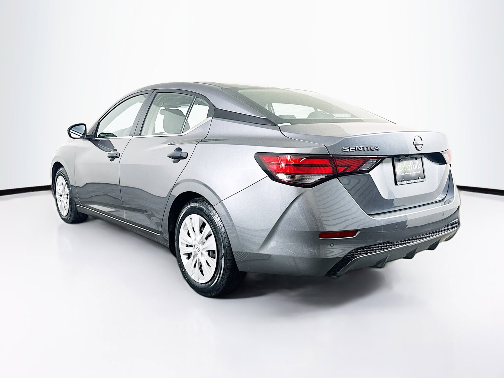 Used 2025 Nissan Sentra S image 5