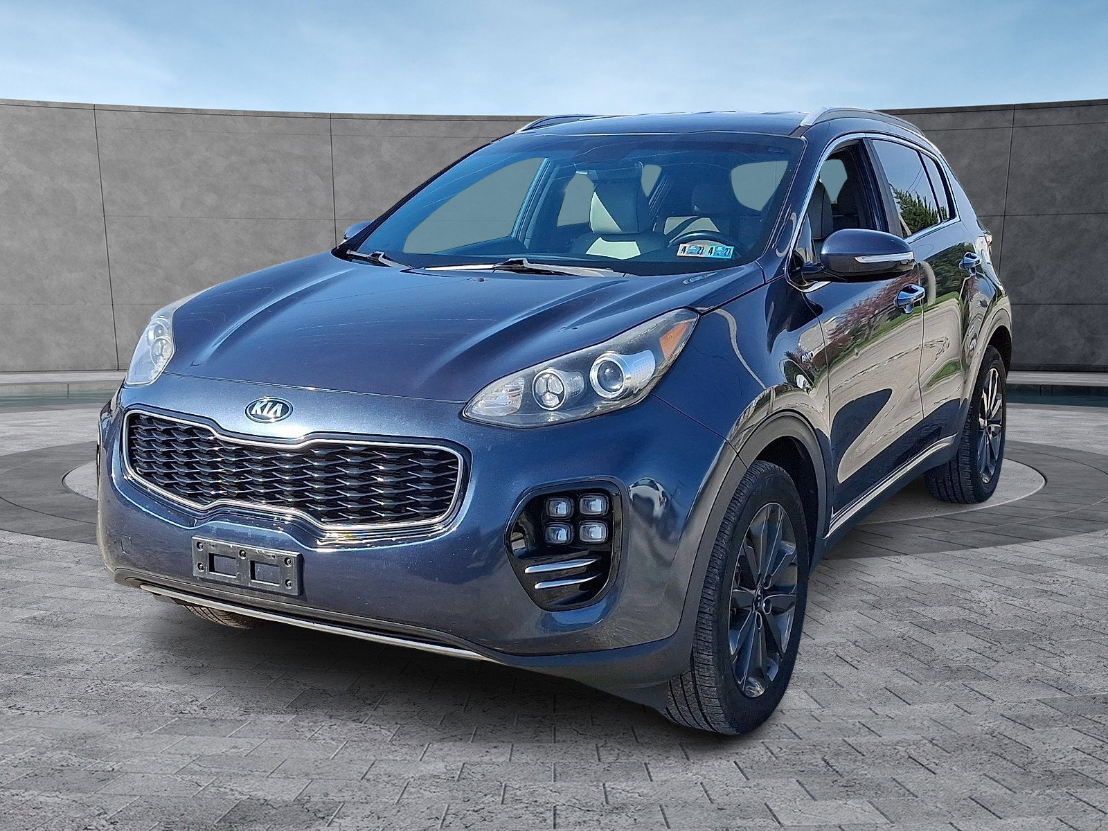 Used 2019 Kia Sportage EX w/ EX Sport Appearance Package AWD/4WD image 4