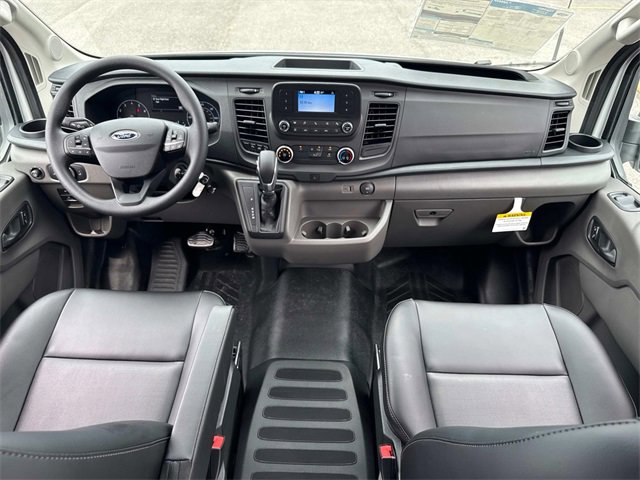 New 2025 Ford Transit 250 148 Medium Roof image 21