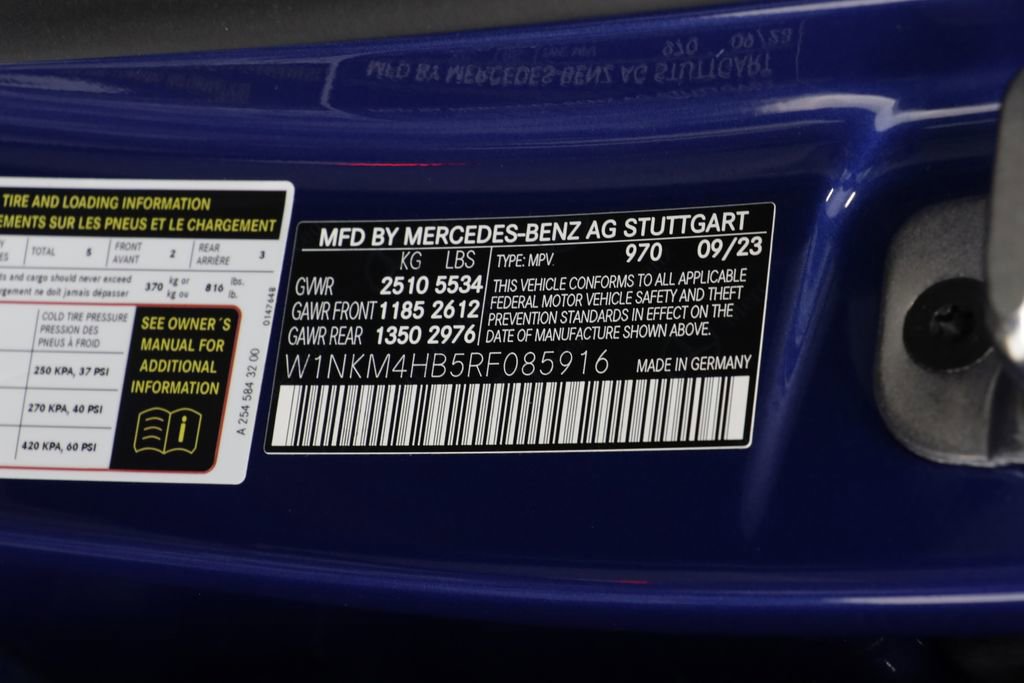 Used 2024 Mercedes-Benz GLC 300 4MATIC image 25