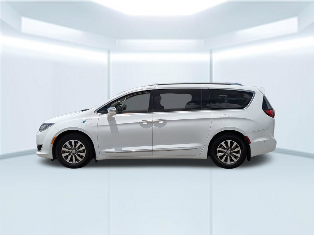 Used 2020 Chrysler Pacifica Limited w/ Advanced Safetytec Group FWD image 2