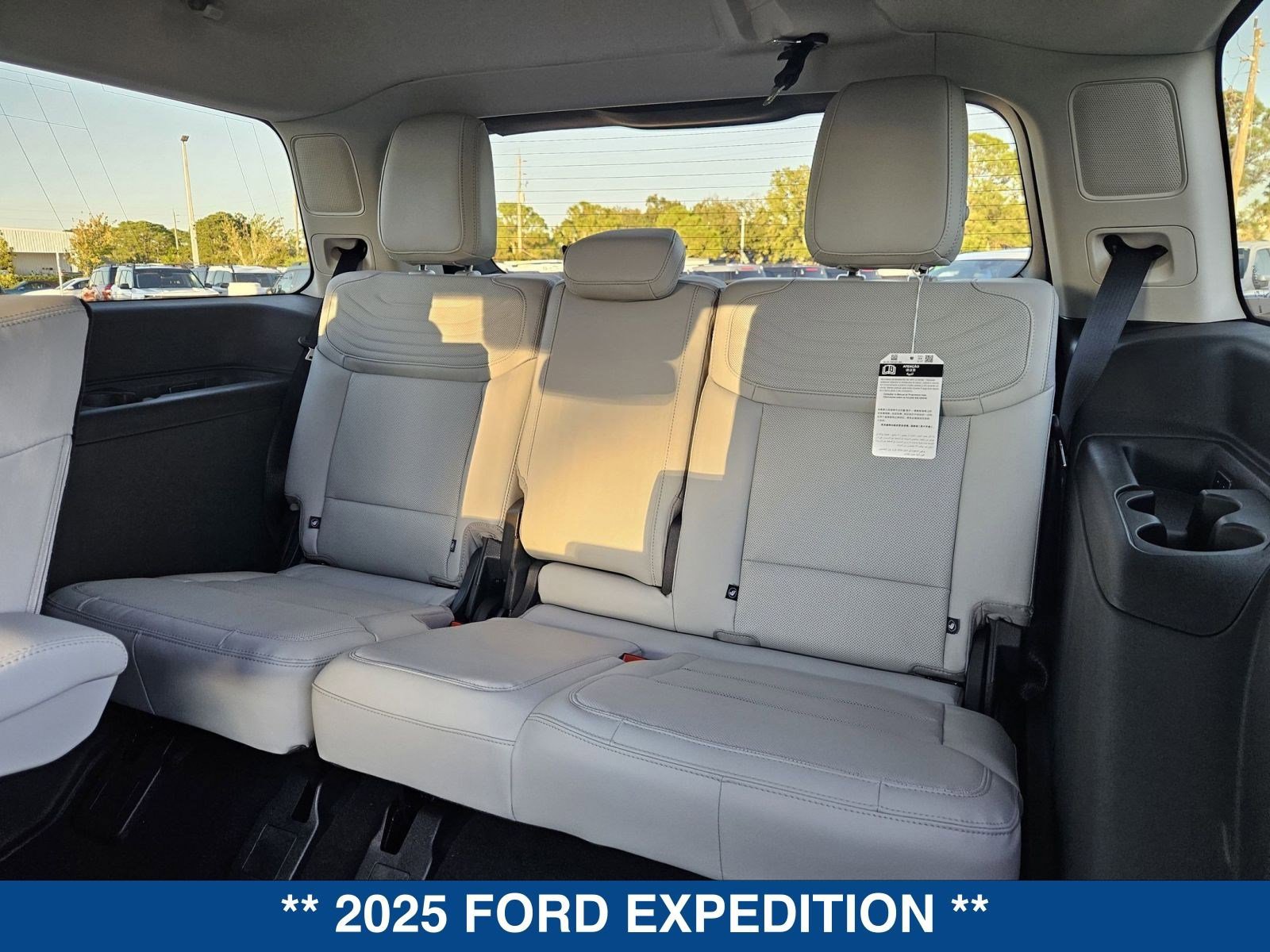 New 2025 Ford Expedition Platinum w/ Platinum Ultimate Package image 19
