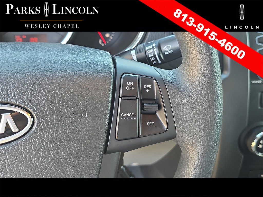 Used 2011 Kia Sorento LX w/ Convenience Pkg image 28