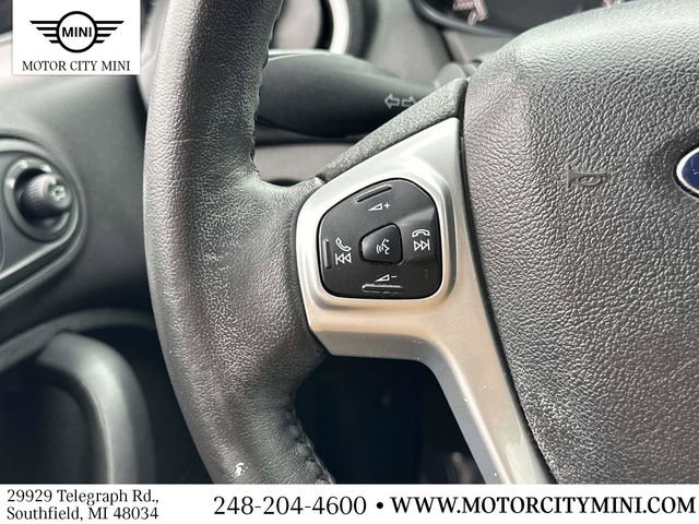 Used 2015 Ford Fiesta SE image 27