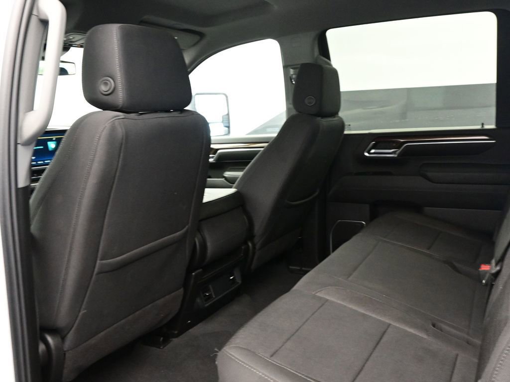 Used 2024 Chevrolet Silverado 2500 LT image 18