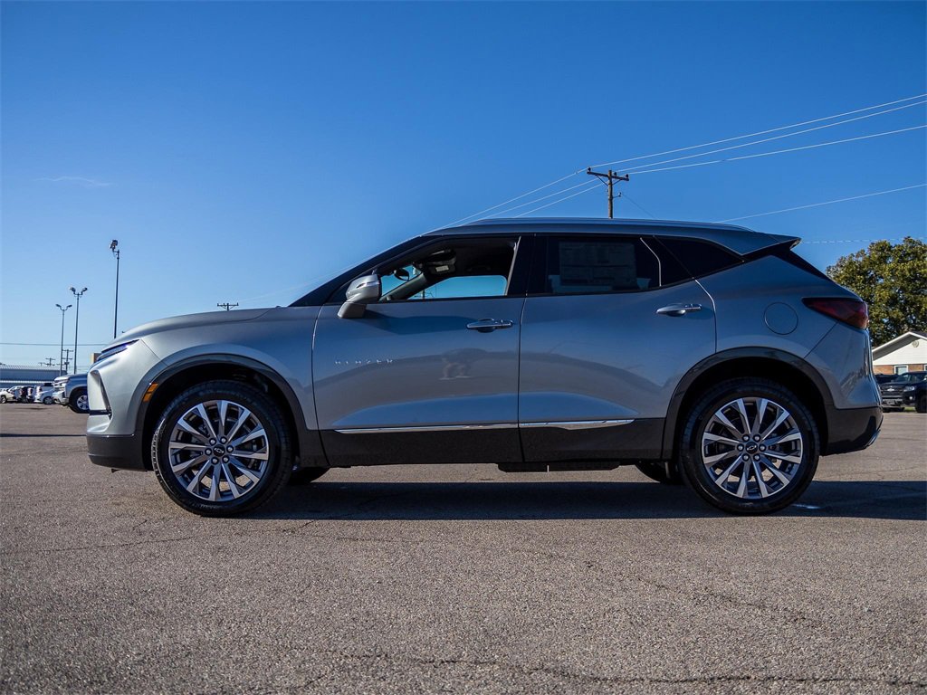 New 2025 Chevrolet Blazer Premier image 4