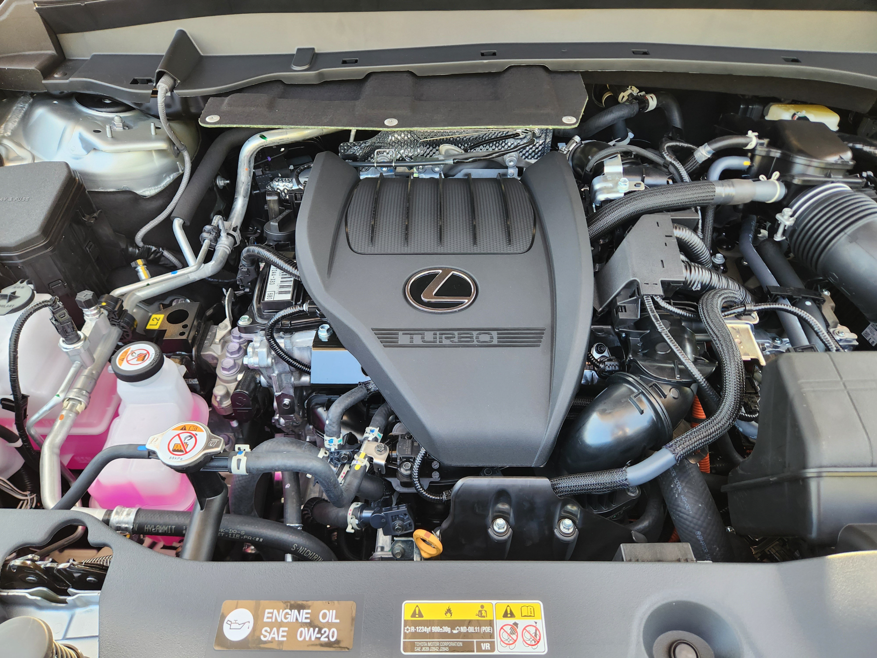 New 2026 Lexus TX 500h AWD image 21