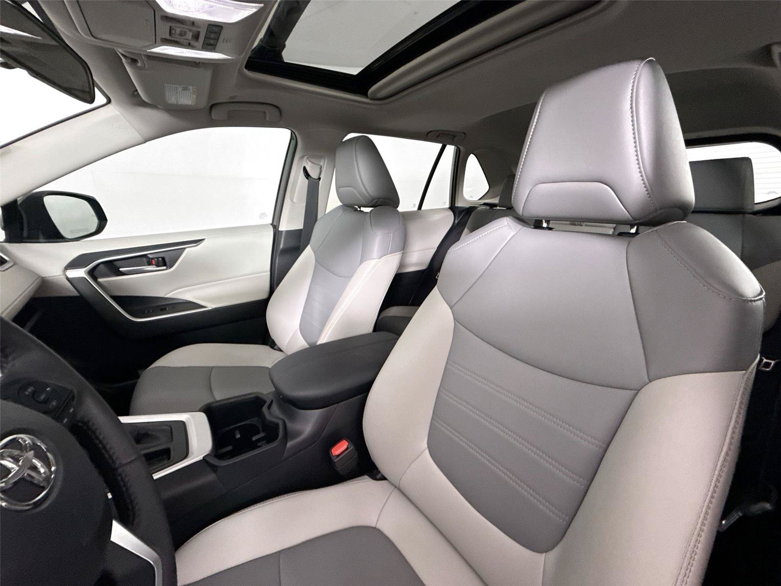 Certified 2025 Toyota RAV4 XLE Premium FWD image 3