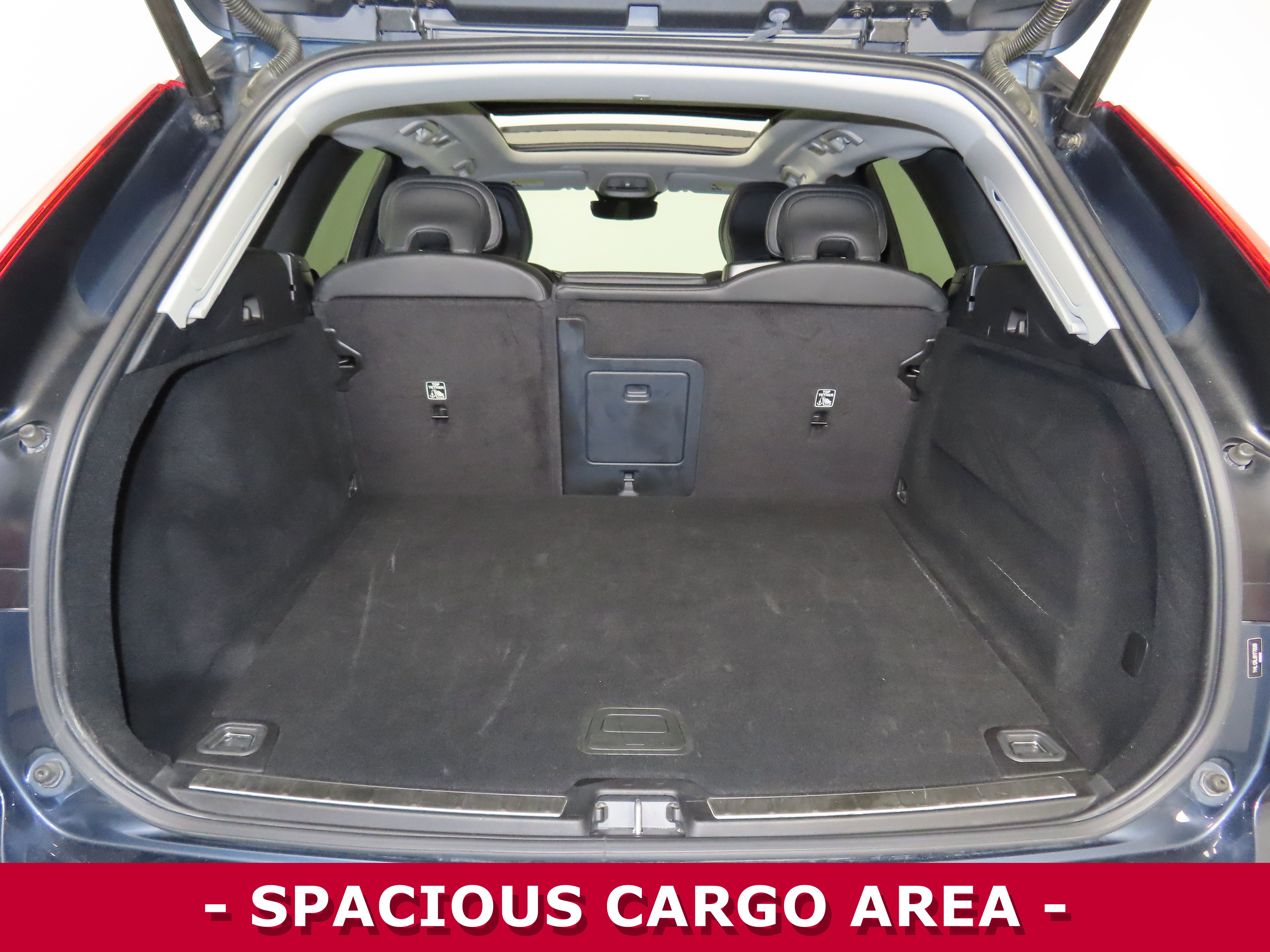 Used 2024 Volvo XC60 B5 Plus image 24