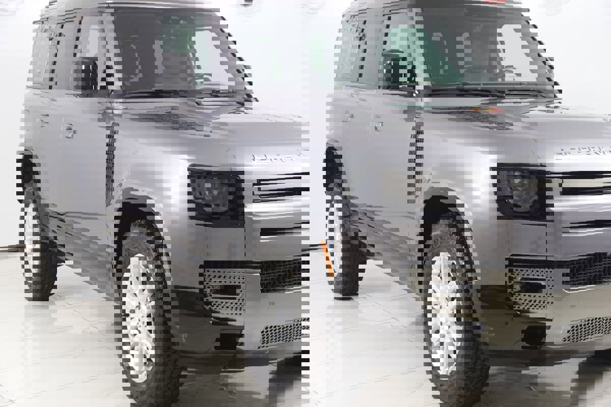 Used 2022 Land Rover Defender 110 X-Dynamic HSE image 41