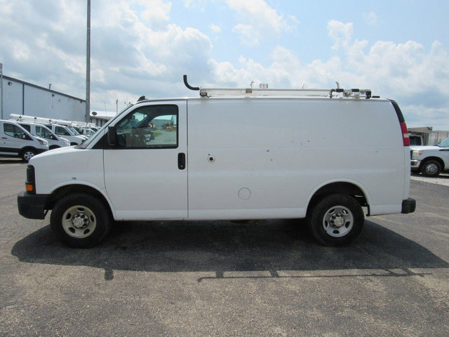 Used 2016 Chevrolet Express 2500 RWD image 5