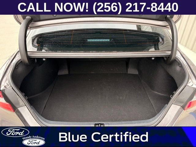 Used 2022 Toyota Camry XSE image 6
