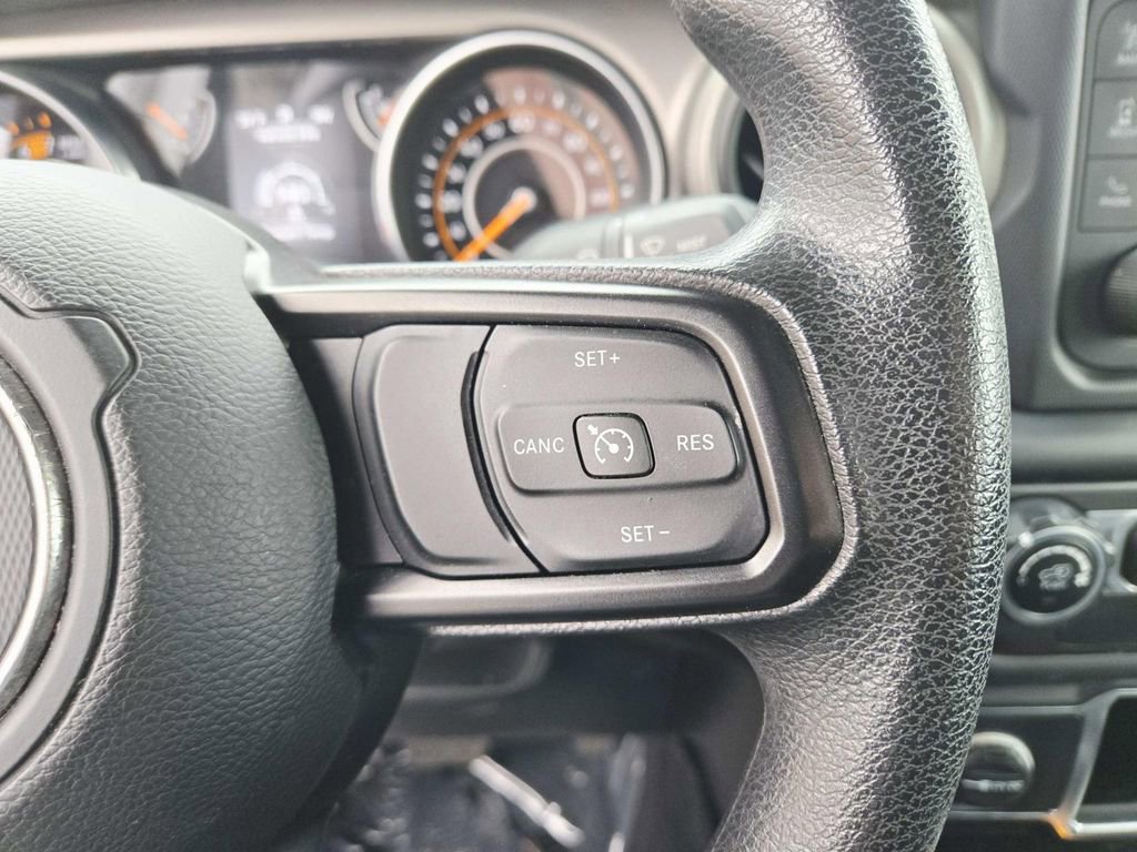 Used 2018 Jeep Wrangler Unlimited Sport image 26