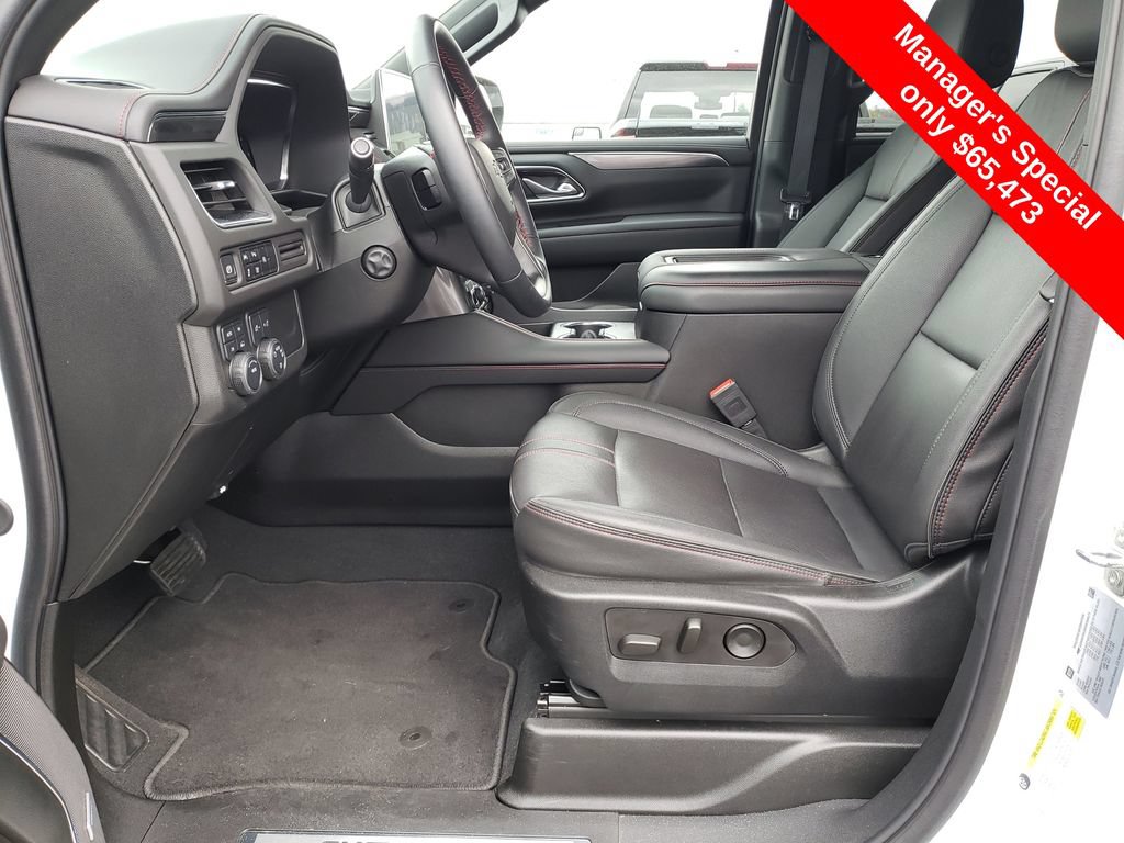 Used 2024 Chevrolet Tahoe RST w/ Luxury Package AWD/4WD image 17