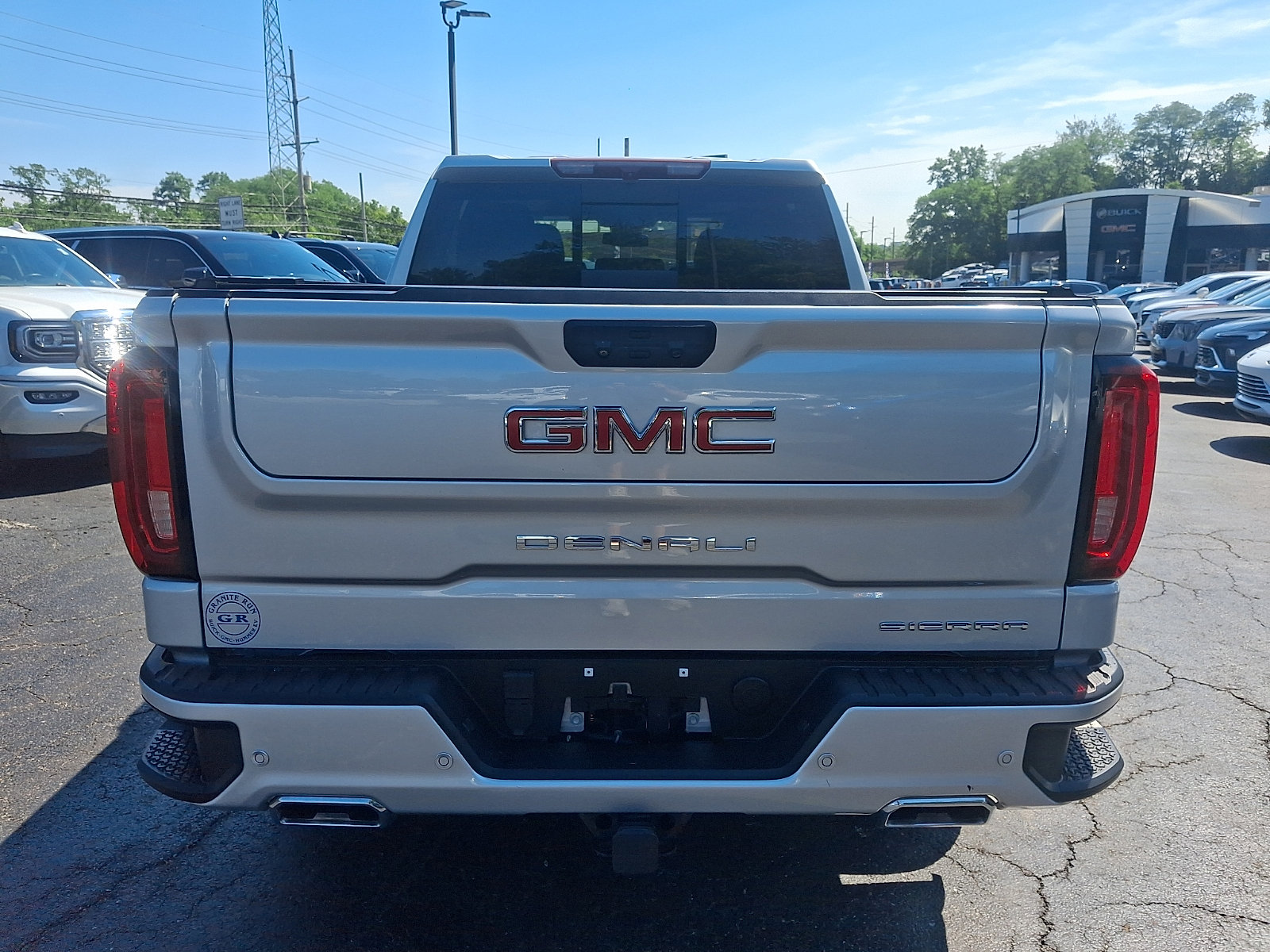 Used 2022 GMC Sierra 1500 Denali AWD/4WD image 5