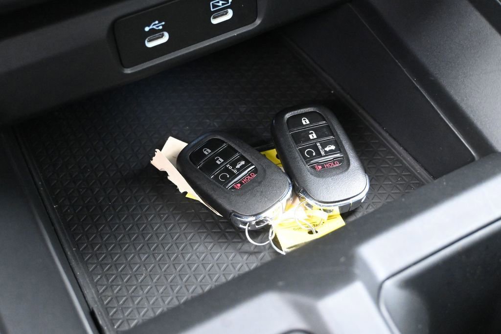 Used 2023 Honda Accord EX image 22