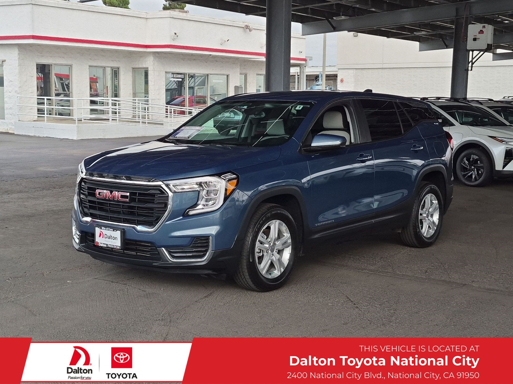 Used 2024 GMC Terrain SLE