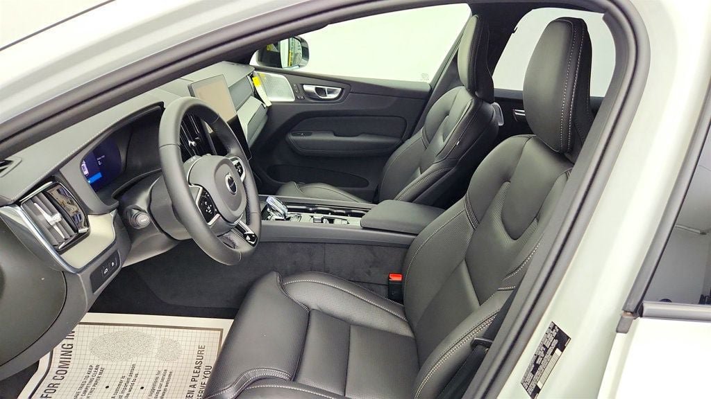 Used 2026 Volvo XC60 T8 Ultra w/ Climate Package AWD/4WD image 18