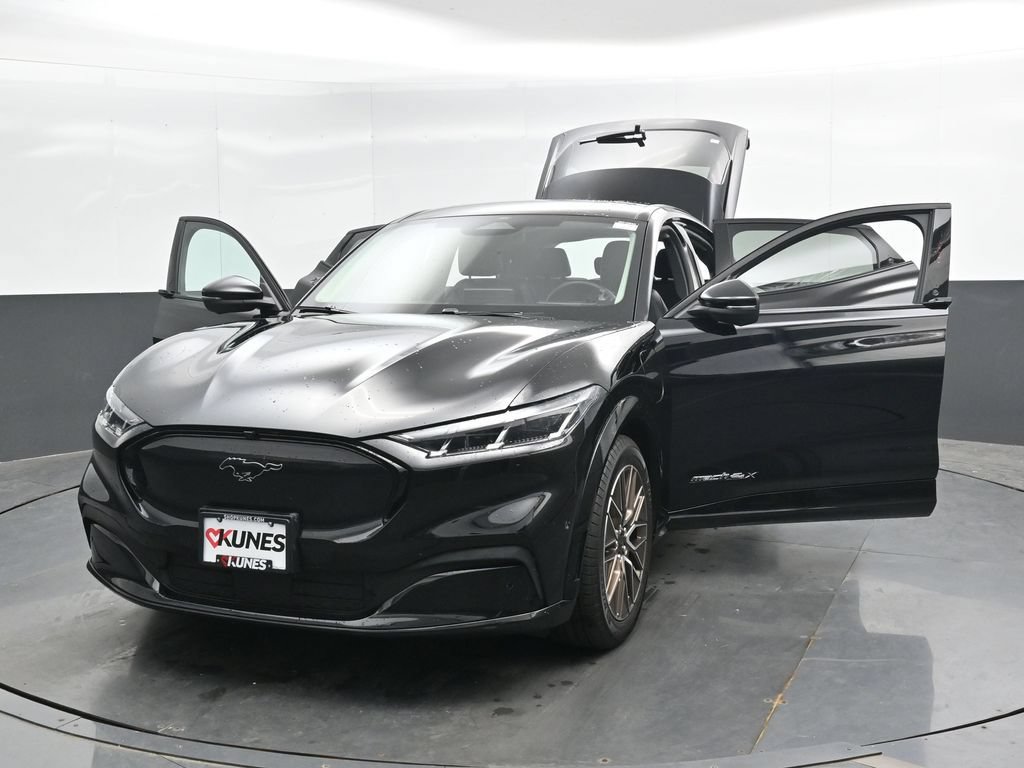 Used 2024 Ford Mustang Mach-E Premium AWD/4WD image 48