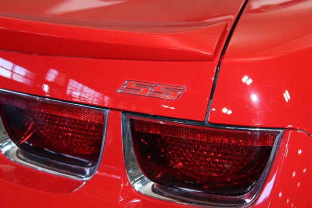 Used 2011 Chevrolet Camaro SS w/ RS Package RWD image 35