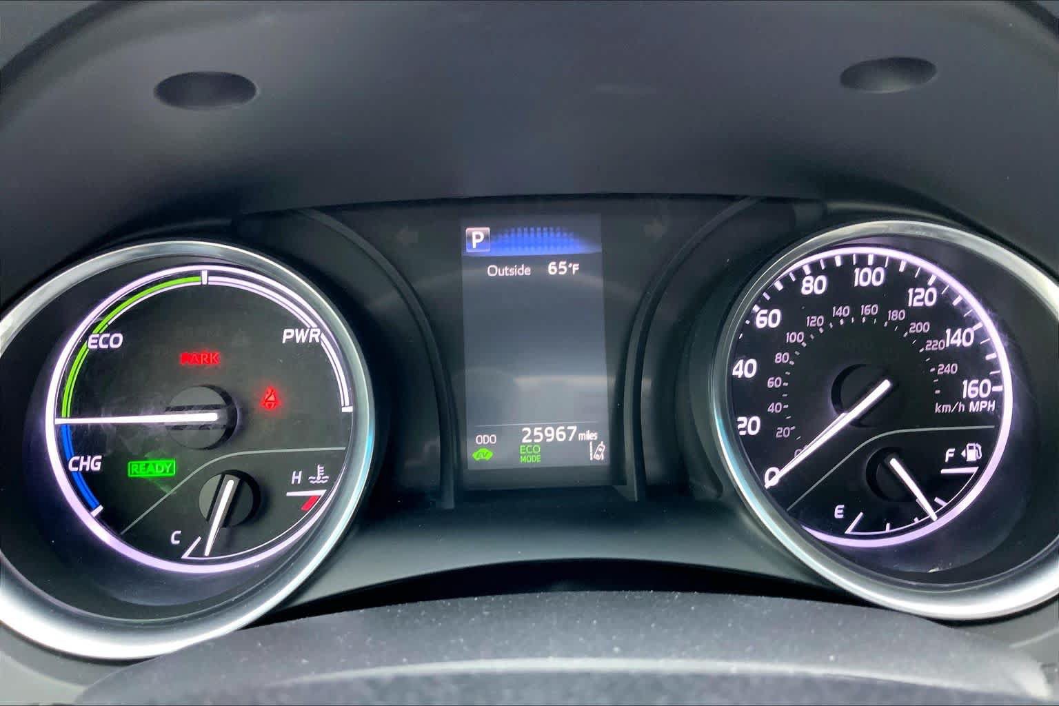 Used 2018 Toyota Camry SE FWD image 25