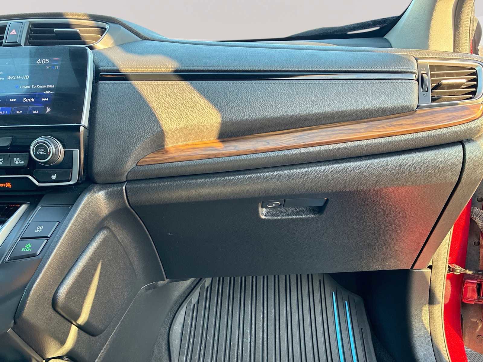 Used 2022 Honda CR-V Touring image 30