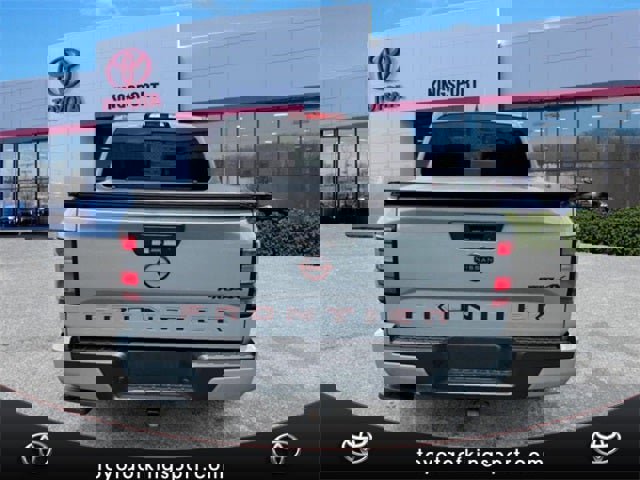 Used 2024 Nissan Frontier PRO-4X w/ Off-Road Protection Package image 4