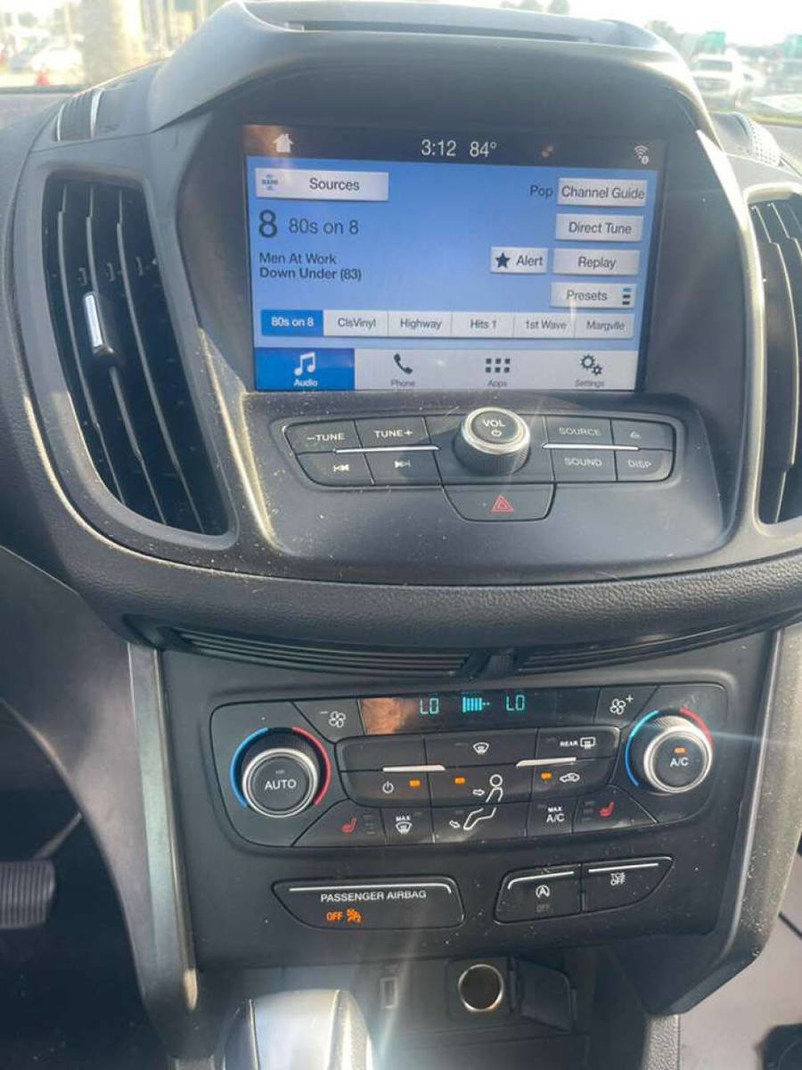 Used 2018 Ford Escape SEL image 14