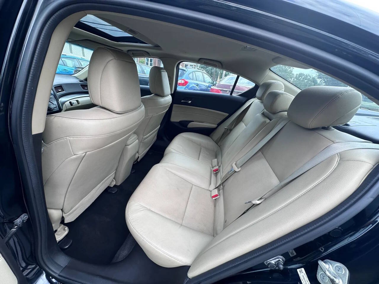 Used 2014 Acura ILX w/ Technology Package FWD image 11