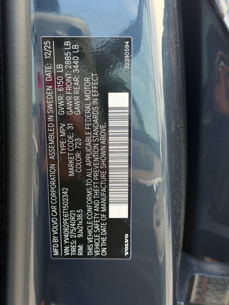 New 2026 Volvo XC90 B6 Plus w/ Protection Package Premier AWD/4WD image 32