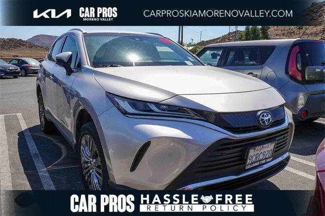 Used 2022 Toyota Venza XLE