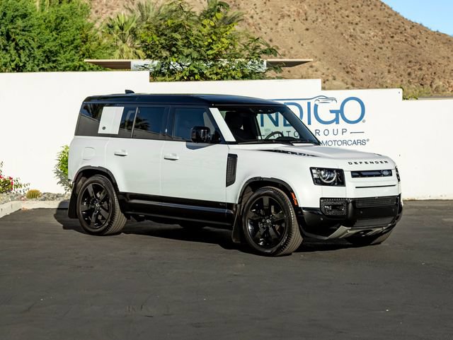 Certified 2023 Land Rover Defender 110 V8 AWD/4WD image 4