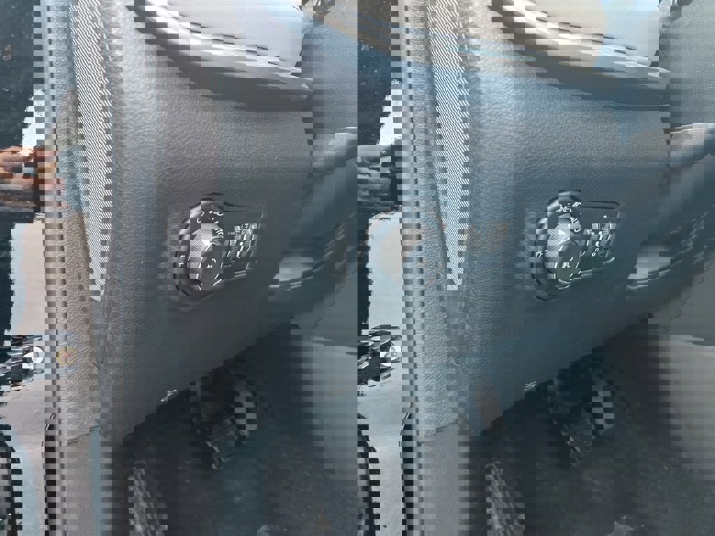 New 2026 Jeep Compass Limited image 22