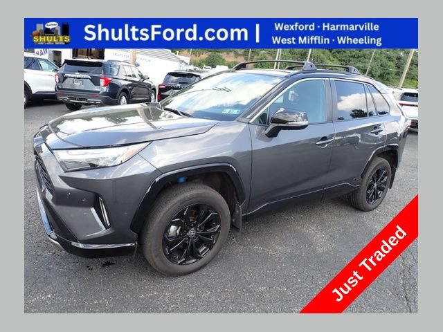 Used 2025 Toyota RAV4 XSE AWD/4WD image 1