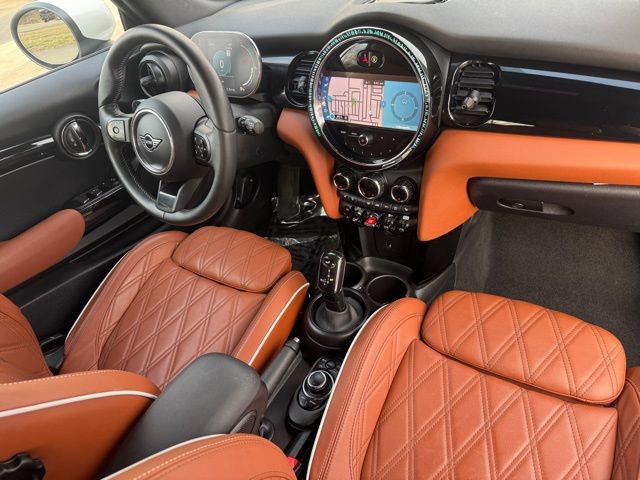 Certified 2023 MINI Cooper S w/ Signature Upholstery Package image 28