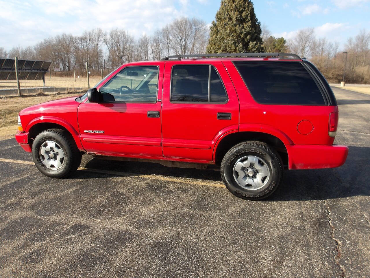 Used 2002 Chevrolet Blazer LS w/ Preferred Equipment Group image 10