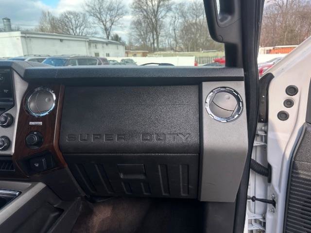 Used 2014 Ford F250 Lariat w/ Chrome Package image 33