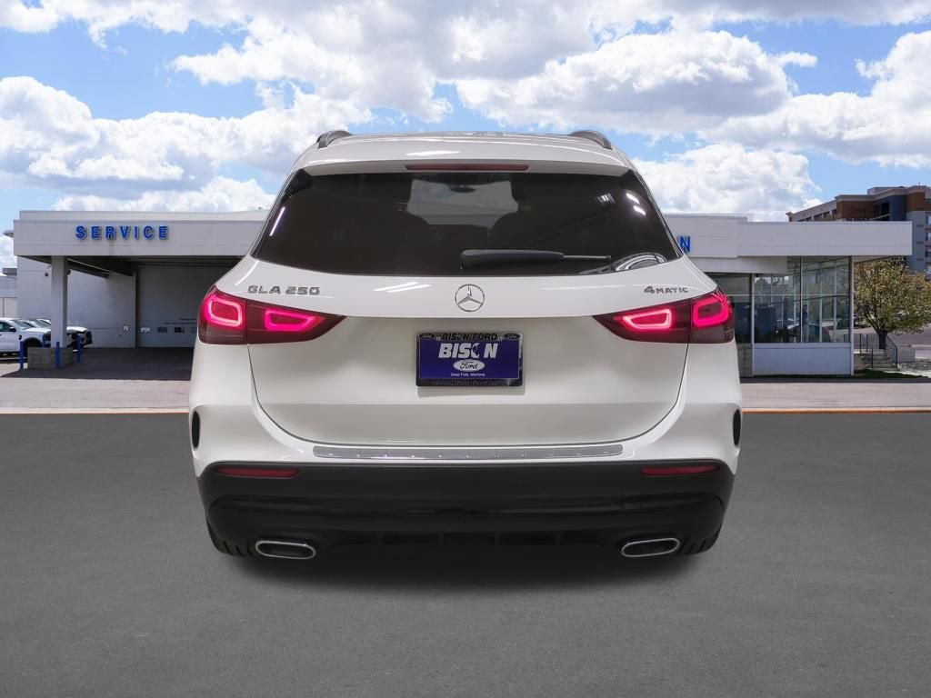 Used 2022 Mercedes-Benz GLA 250 4MATIC image 4