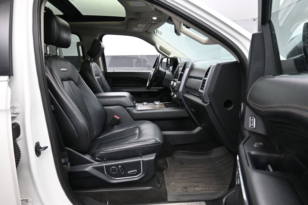 Used 2020 Ford Expedition Max Platinum AWD/4WD image 30