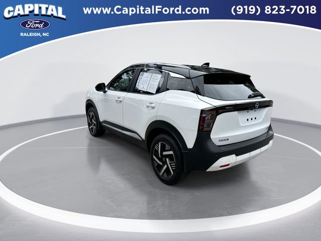 Used 2025 Nissan Kicks SV w/ SV Premium Package FWD image 6