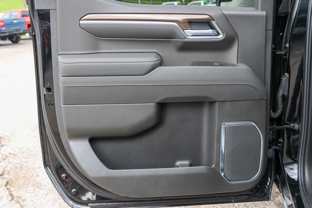 New 2026 Chevrolet Silverado 1500 LT Trail Boss w/ Convenience Package II AWD/4WD image 14