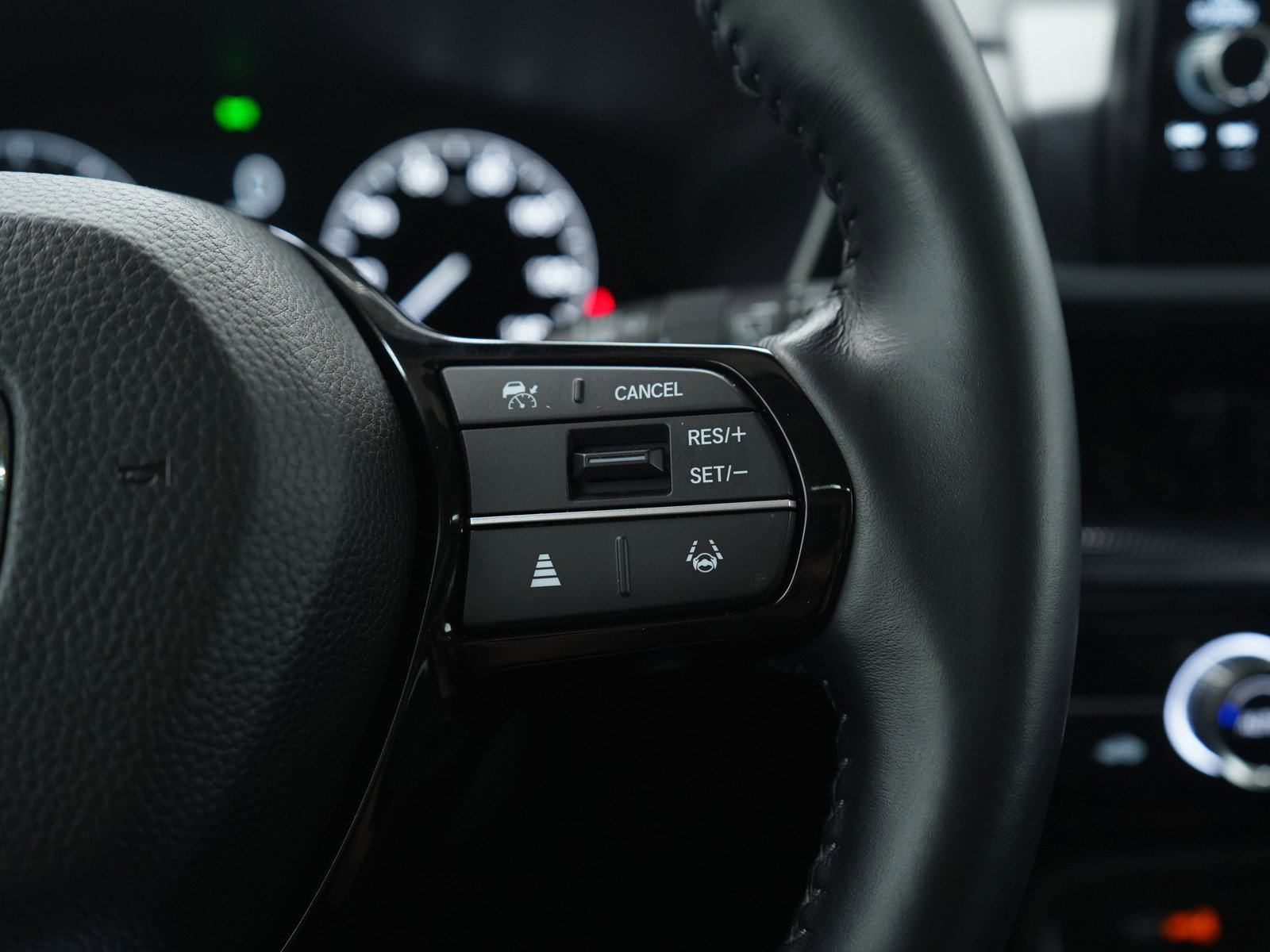 Used 2025 Honda CR-V EX-L image 28