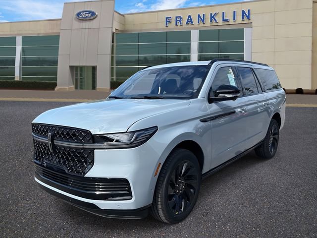 New 2025 Lincoln Navigator L Reserve w/ Jet Appearance Package image 3