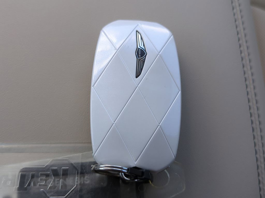 Used 2026 Genesis GV70 2.5T image 33