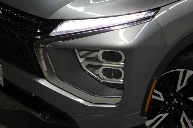 Used 2023 Mitsubishi Eclipse Cross SEL image 2